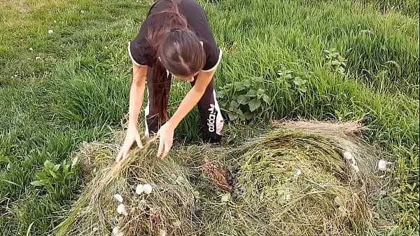 I jerked off my neighbor's pussy in the village, and she licked my pussy - Lesbian Illusion Girls