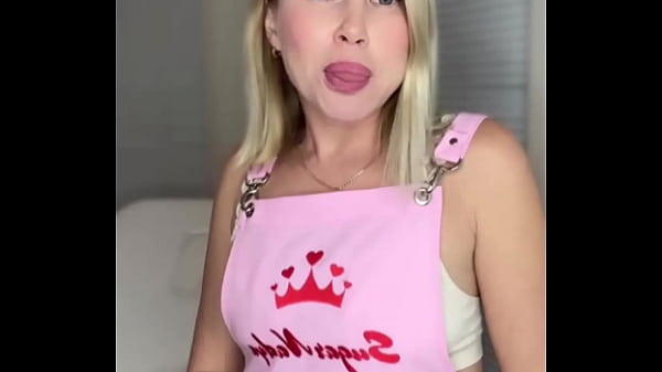 Video of how Waxing specialist SugarNadya helped a client fuck an assistant - sex doll Tantaly