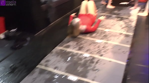 6 meters and 1 liter Mega-Squirt World-Record!