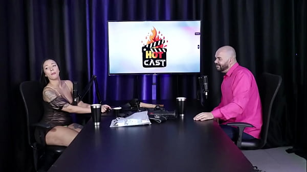 PAULO AVELAR (TIV MODELS) NO HOT CAST COM A VICTORIA BEATRIZ (SHEER/RED)