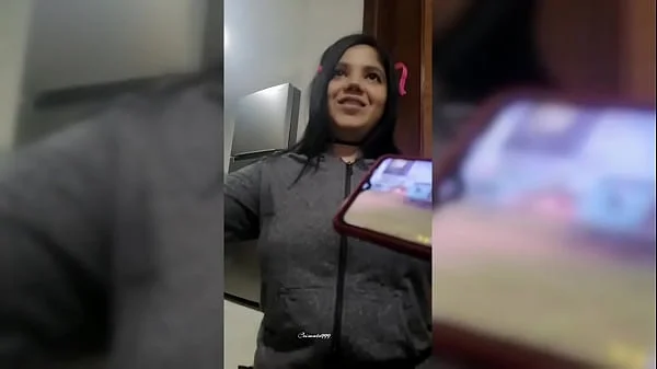 Mi NOVIA Me Me INTERRUMPE En Medio De Una Partida Para COGER. (video viral colombiana)