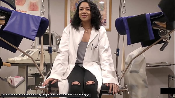 $CLOV Cheer Captain Yasmine Woods Made To Undergo Sports Physical By Doctor Tampa Caught On Hidden Camera @ GirlsGoneGyno Reup