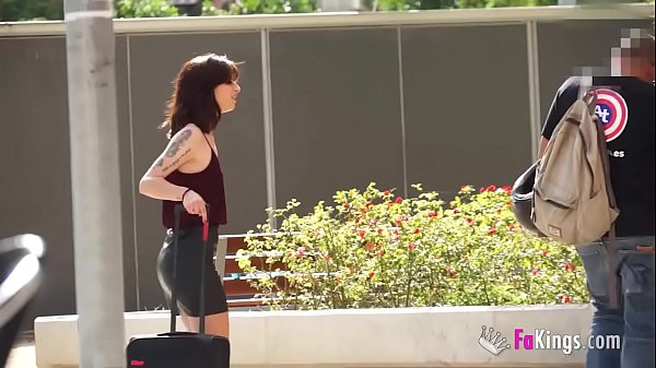 Italian teen Silvia hunts guys in the streets of Barcelona