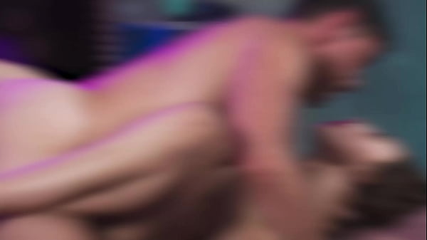 Beautiful Teen performs blowjob