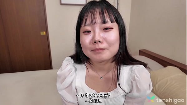 Sexy asian_woman Teen poses