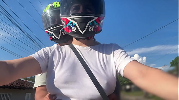 I Picked Up a DIDI Client Without a Bra and He Noticed My Big Tits