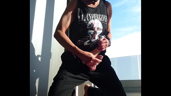 Wank from sneakers to barefoot pp